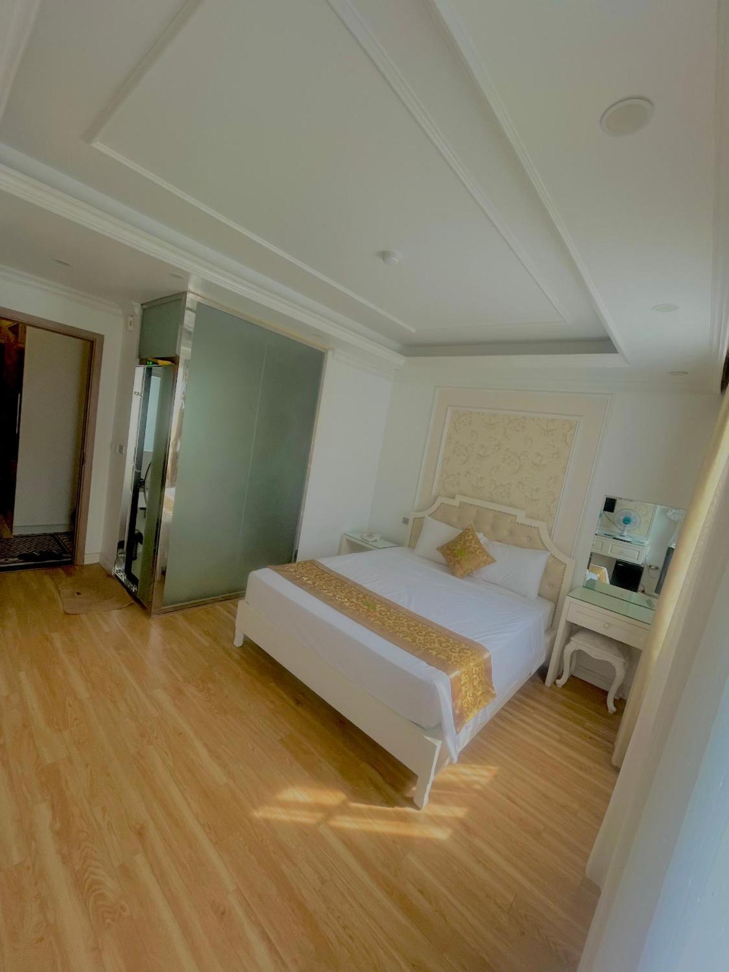 Bai Tho Mountain Hotel Ha Long Exterior foto